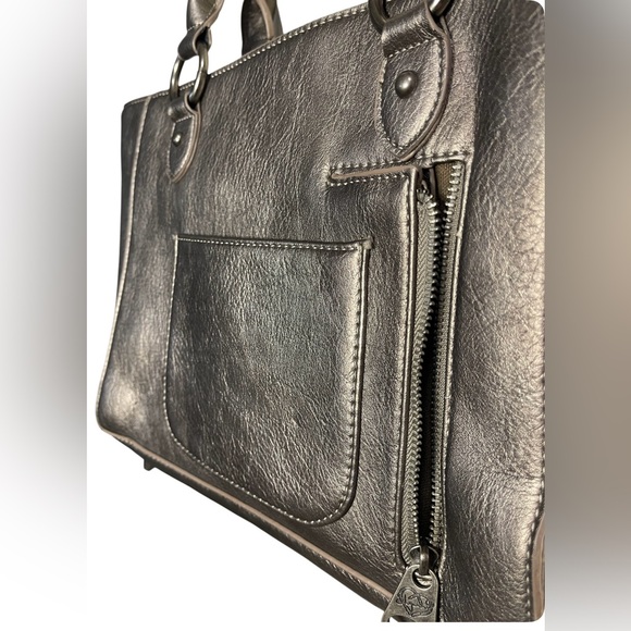 SHYANNE Metallic Silver Leather Purse Tooled Concealed Carry Handbag - Picture 3 of 8